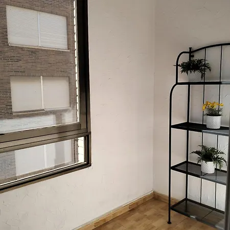 Unique 2-1 تورّيفيِخا