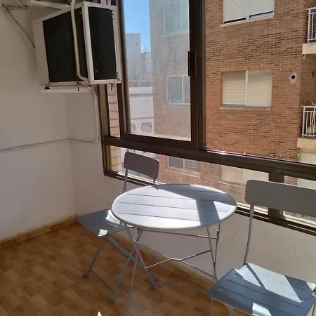 Unique 2-1 تورّيفيِخا